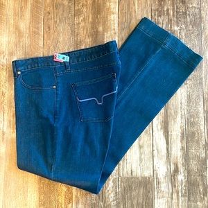 Kimes Ranch Jeans, Lola